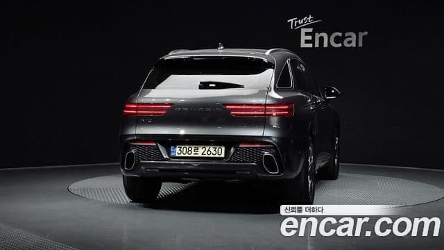 Genesis GV70, 2021 4