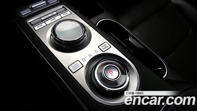 Genesis GV70, 2021 9