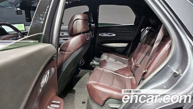 Genesis GV70, 2021 13