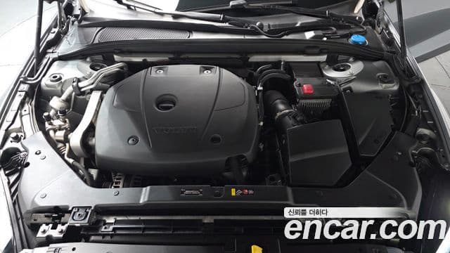 Volvo V60 Cross Country 2세대 T5 Pro AWD, 2020 6