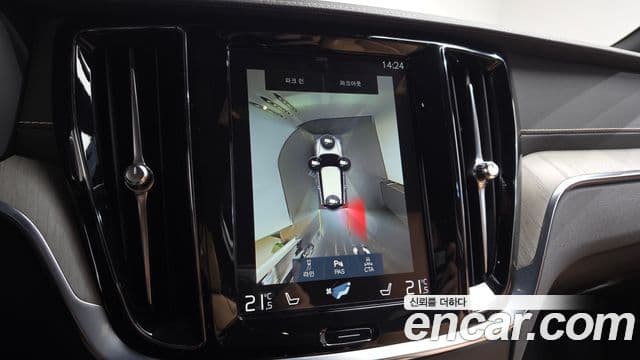 Volvo V60 Cross Country 2세대 T5 Pro AWD, 2020 15