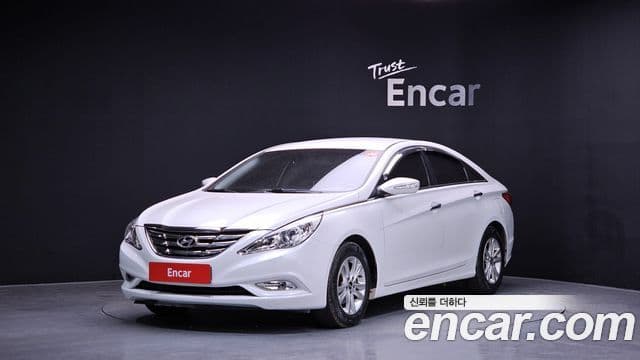 Hyundai YF Sonata чёрный, 2011 1