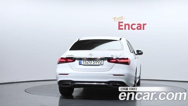 Mercedes-Benz E-класс W213 AMG Line, 2022 4