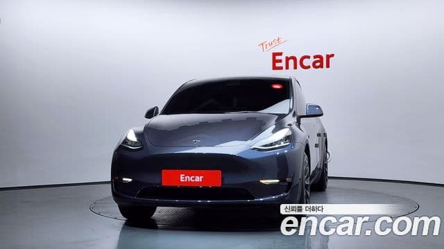 Tesla модель Y Standard Range RWD, 2021 3
