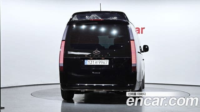 Hyundai Staria лимузин, 2022 4