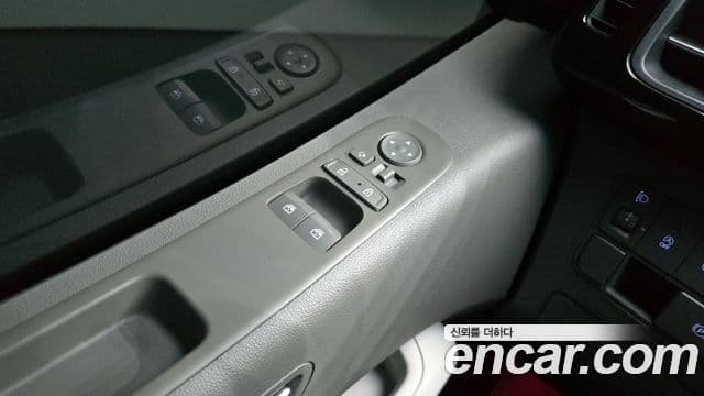 Hyundai Staria лимузин, 2022 17