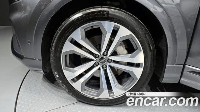 Audi Q8 (4M) Premium, 2023 все фото