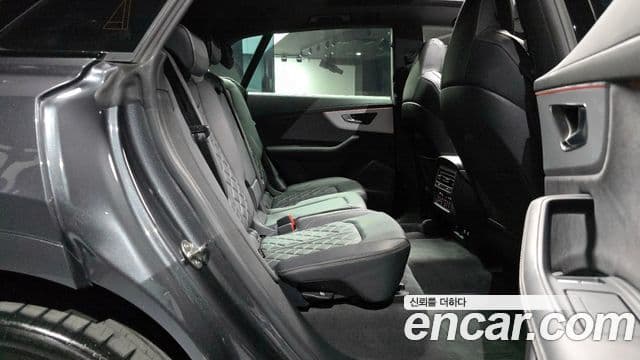 Audi Q8 (4M) Premium, 2023 12
