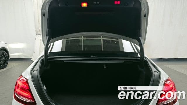 Mercedes-Benz E-класс W213 Avantgarde, 2019 20