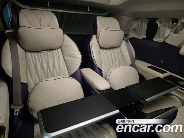 Kia Carnival 4세대 бензин 4인승 High Limousine (компания по спецнадстройкам), 2023 17