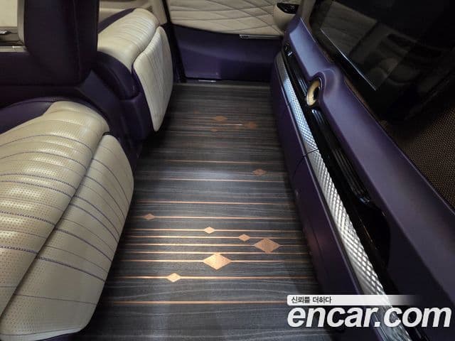 Kia Carnival 4세대 бензин 4인승 High Limousine (компания по спецнадстройкам), 2023 18