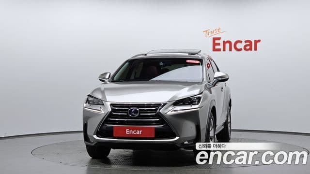 Lexus NX300h Executive, 2016 3