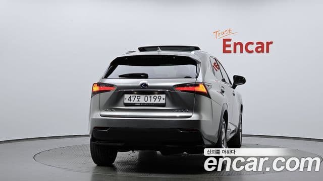 Lexus NX300h Executive, 2016 4