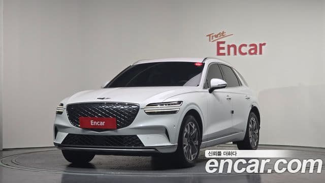 Genesis electrified GV70 e-AWD, 2022 1