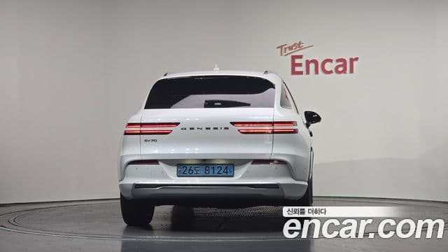 Genesis electrified GV70 e-AWD, 2022 4