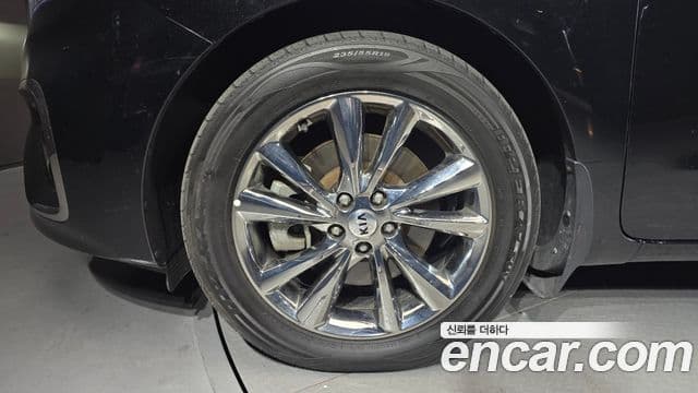 Kia The / новый New Carnival Prestige, 2019 все фото