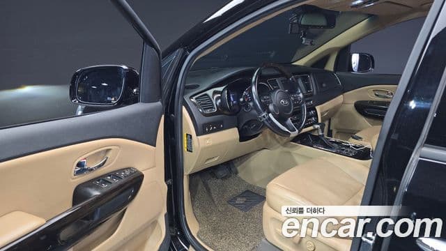 Kia The / новый New Carnival Prestige, 2019 10