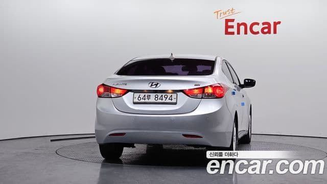 Hyundai Avante MD Modern, 2013 4