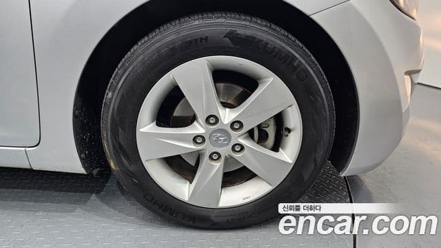 Hyundai Avante MD Modern, 2013 все фото