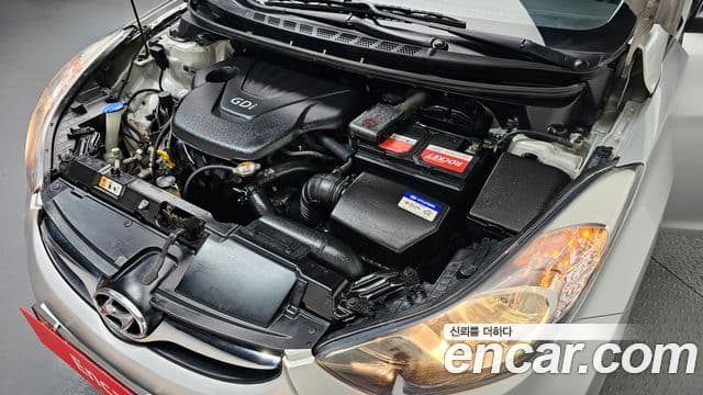 Hyundai Avante MD Modern, 2013 6