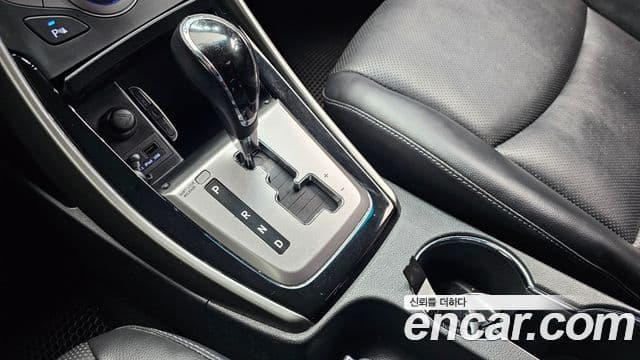 Hyundai Avante MD Modern, 2013 9