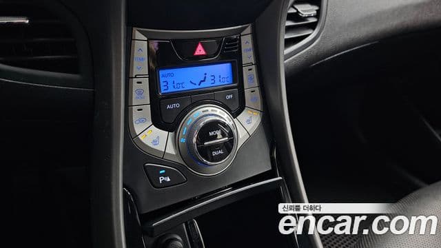 Hyundai Avante MD Modern, 2013 18