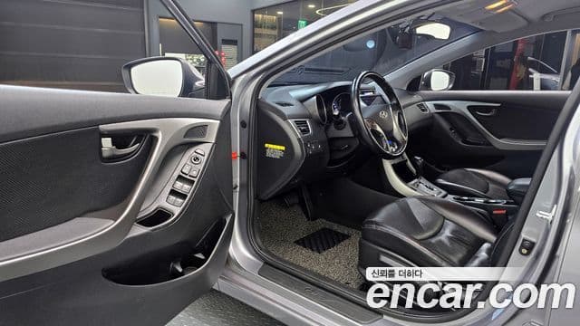 Hyundai Avante MD M16 GDI Smart, 2013 11