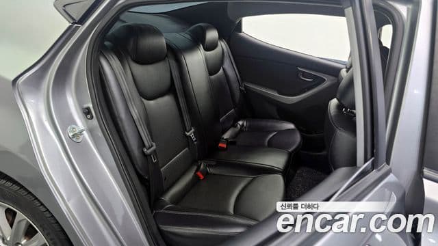 Hyundai Avante MD M16 GDI Smart, 2013 12