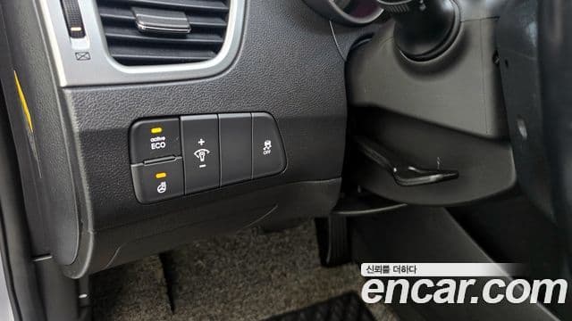 Hyundai Avante MD M16 GDI Smart, 2013 15