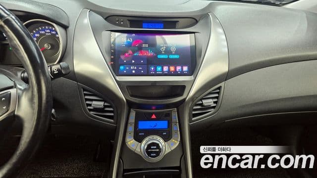 Hyundai Avante MD M16 GDI Smart, 2013 17