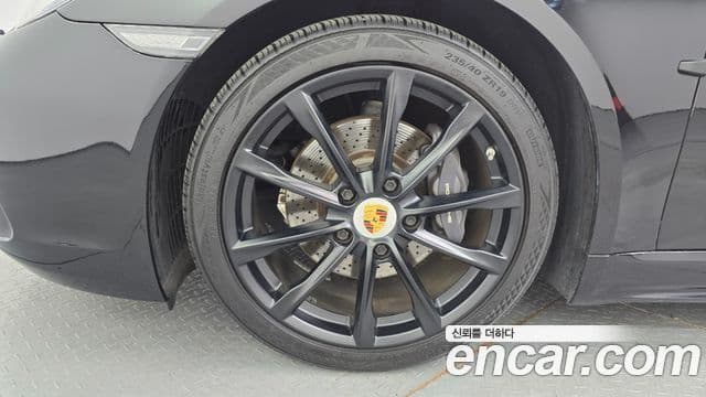 Porsche 718 Boxster, 2017 все фото