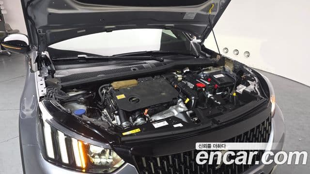 Peugeot 2008 2세대 1.5 BlueHDi GT Line, 2021 6