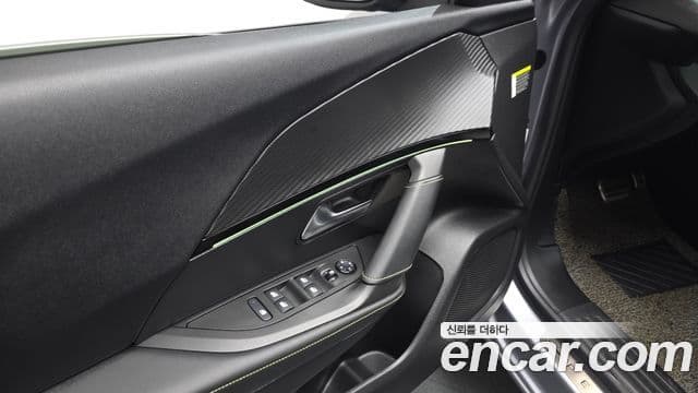 Peugeot 2008 2세대 1.5 BlueHDi GT Line, 2021 14