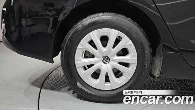 Toyota 프리우스 4세대, 2019 все фото