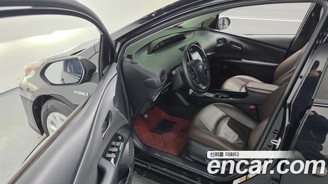 Toyota 프리우스 4세대, 2019 11