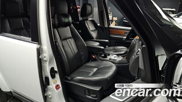 Land Rover Discovery 4 3.0 SDV6 SE, 2015 10