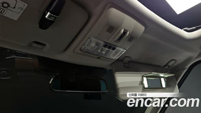 Land Rover Discovery 4 3.0 SDV6 SE, 2015 17