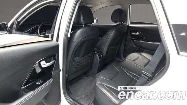 Kia Niro EV Prestige, 2022 12