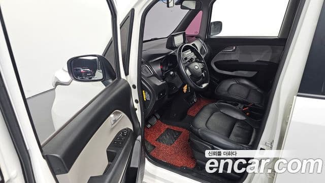 Kia Ray Special, 2013 10