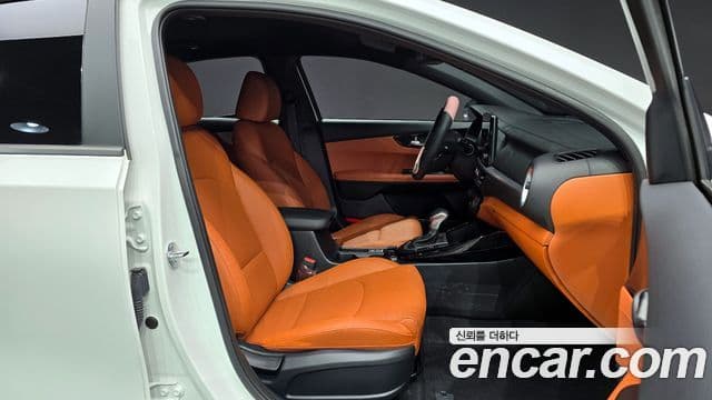 Kia The / новый New K3 2세대 Prestige, 2024 10