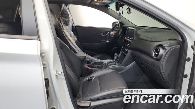 Hyundai Kona Premium, 2018 11