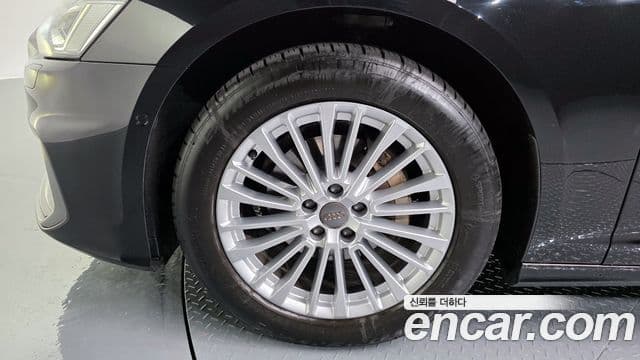 Audi A6 (C8) Premium, 2020 все фото