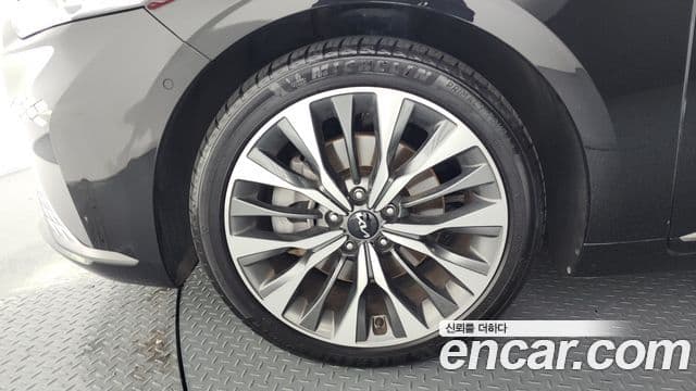 Kia K8 Signature, 2023 все фото