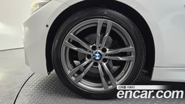BMW 3시리즈 (F30) 320i M Sport, 2018 все фото