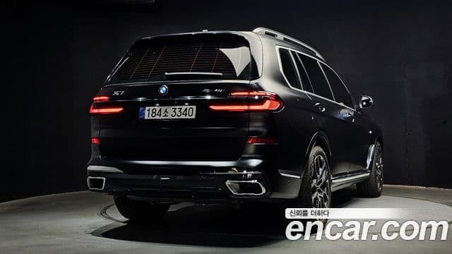 BMW X7 (G07) xDrive 40i M Sport 6인승, 2025 2