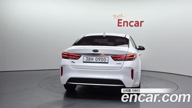 Kia K5 гибрид 2세대 Noblesse, 2016 4