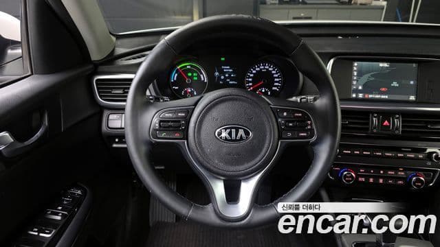 Kia K5 гибрид 2세대 Noblesse, 2016 16