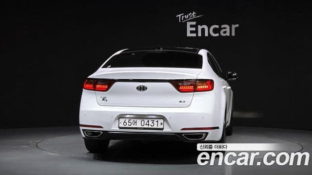 Kia All New K7 Noblesse, 2016 4