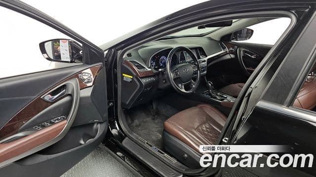 Hyundai Aslan Premium, 2015 11