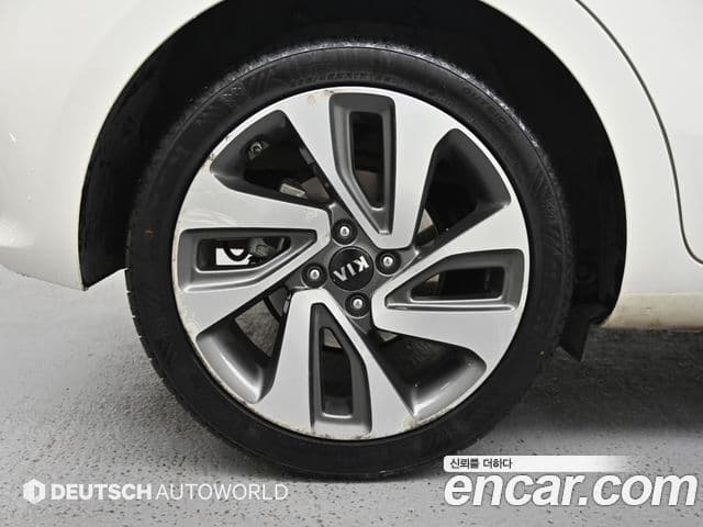 Kia The / новый New Pride Prestige, 2015 все фото